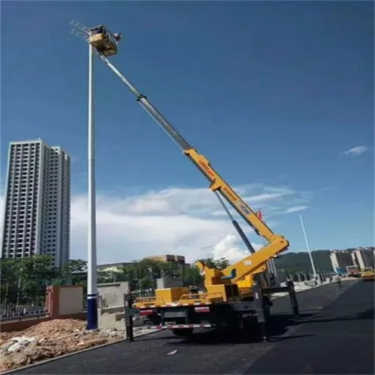 赤水维修路灯的曲臂升降车出租