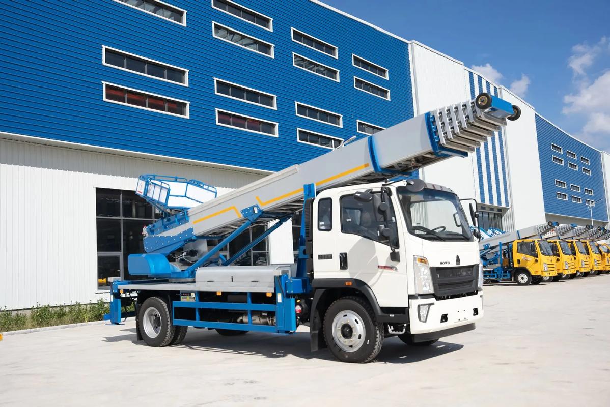 赤水出租云梯车高空作业车 建筑垃圾搬运